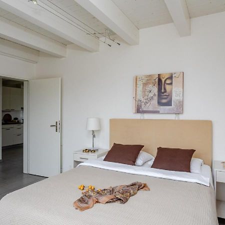 Appartement Swiss Star District 11 - Self Check-In à Zurich Extérieur photo
